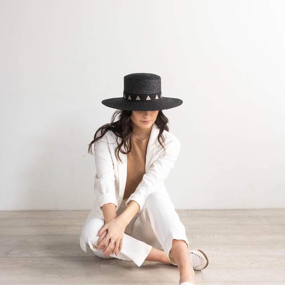 GIGI PIP Black Hat with Tan Details- NWOT